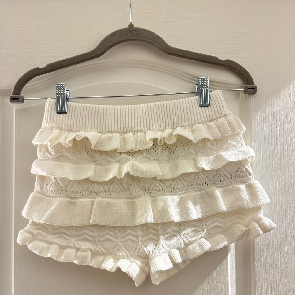 S Edikted Ruffle Shorts